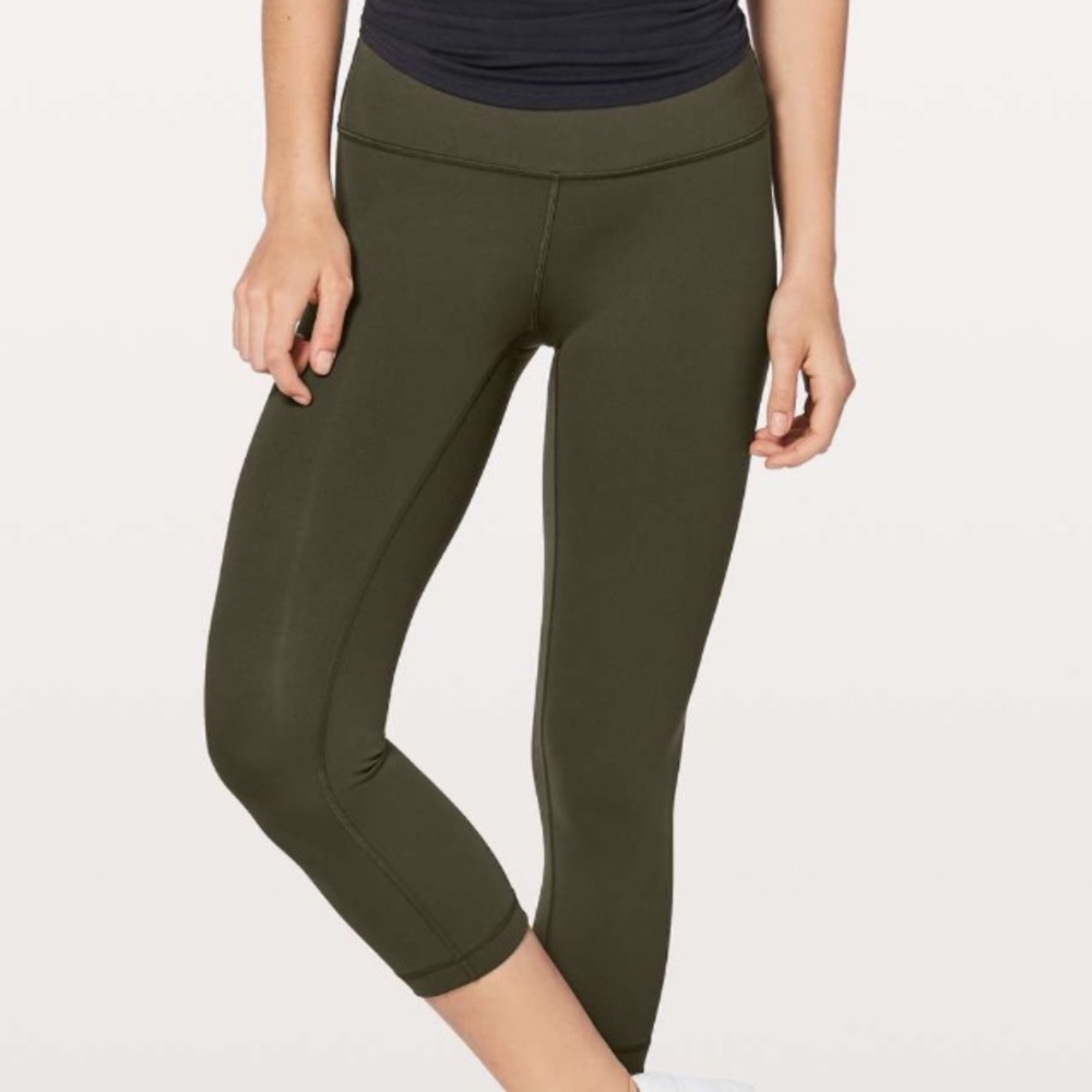 Lululemon Dark Olive Wunder Under * Full-On Luxtreme | Size 6, 21” Inseam